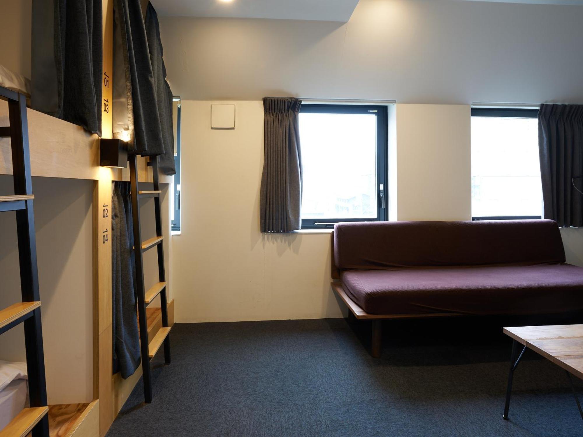 Bunk Bed Mixed Dormitory Room